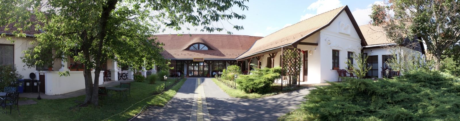 Veresegyház Városi Önkormányzat Idősek Otthona